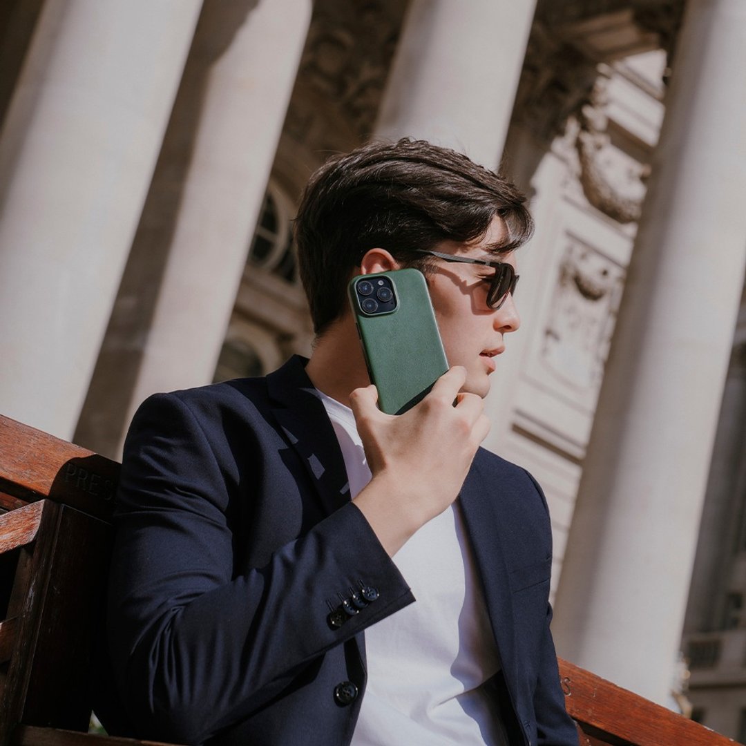 磁吸防摔皮革手机壳 iPhone 16系列 — 森林绿 - 手机壳/手机套 - 真皮 绿色