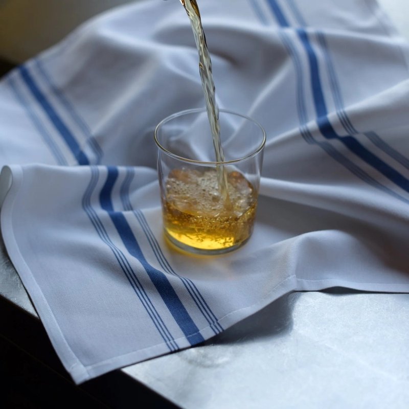 简约风玻璃杯 370ml Bodega系列 - 酒杯/酒器 - 玻璃 白色