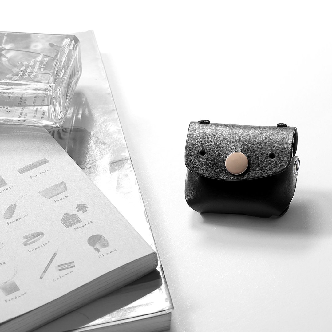 常见的Goody Tre 绅士黑真皮革手工 AirPods 3 保护套 - 数码小物 - 真皮 黑色