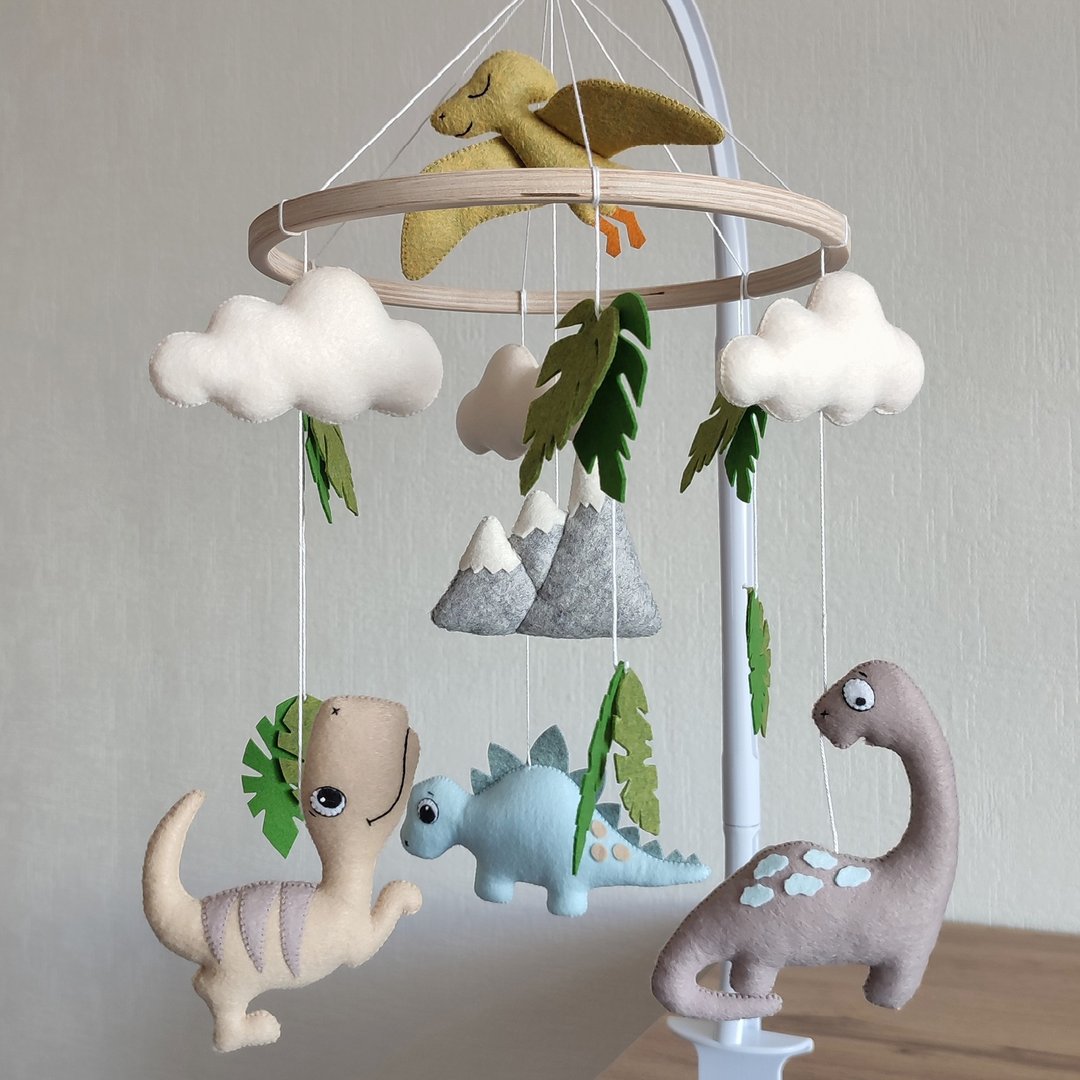 Baby mobile dinosaur nursery decor, crib mobile, pregnancy gift, baby shower - 玩具/玩偶 - 环保材料 多色
