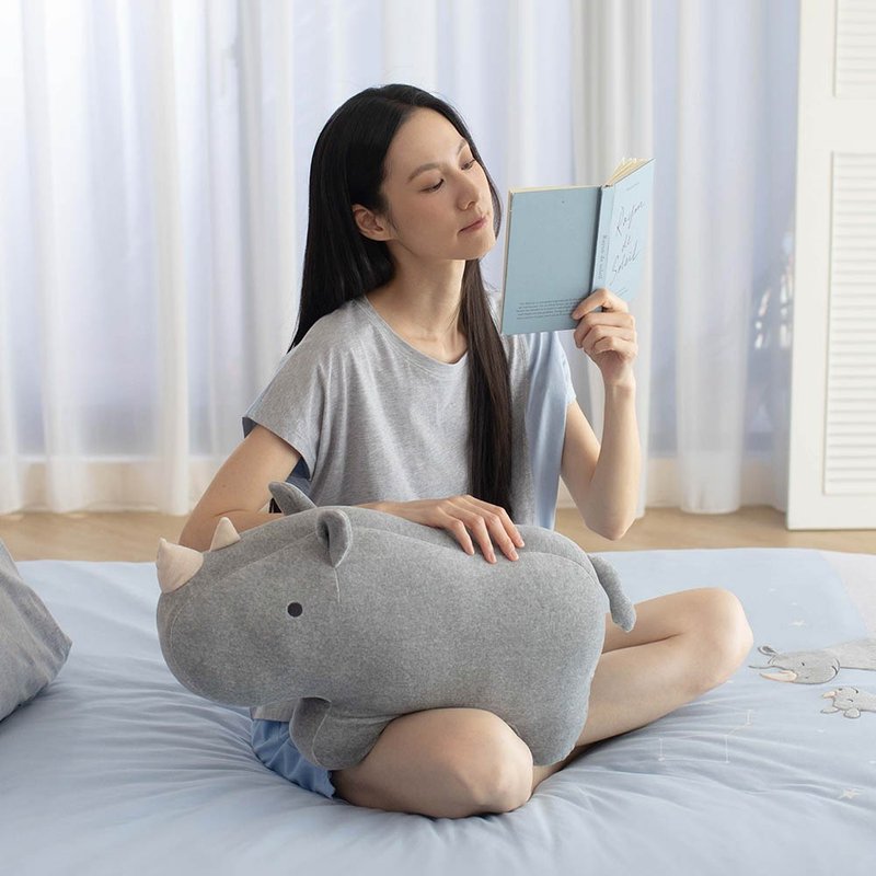 犀牛立体抱枕 - 迷雾灰 - 枕头/抱枕 - 棉．麻 灰色