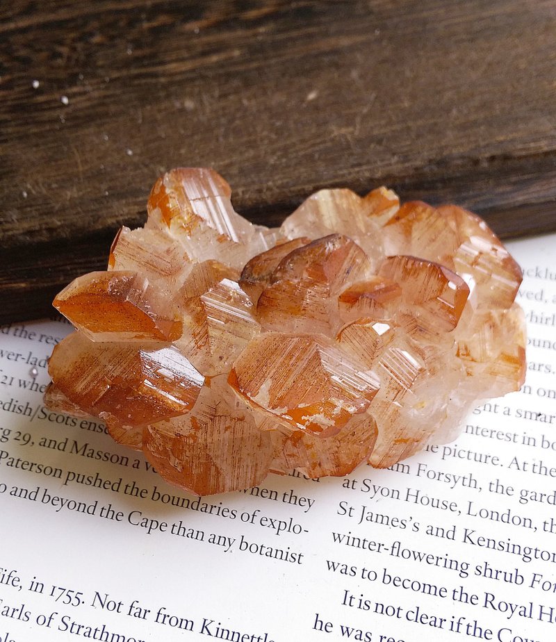 Calcite 湖北产地 红方解石 奔驰奔驰方解石 天然矿石 原矿 - 摆饰 - 其他材质 