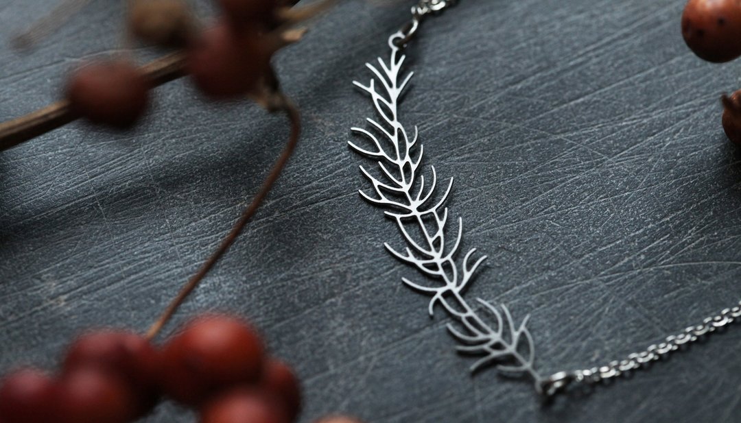 落叶松项链 Larch Pendant - 项链 - 其他金属 银色