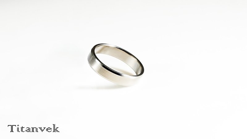 Titanvek钛合金戒指 发丝纹抛光双色3mm - 戒指 - 其他金属 多色