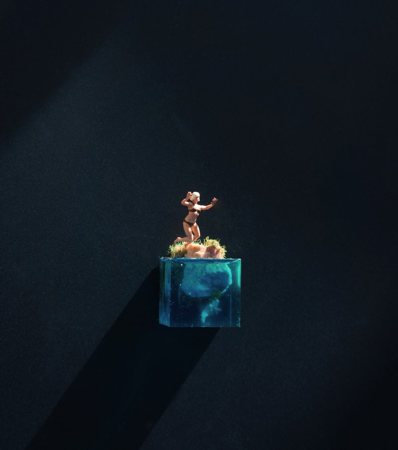 方草 用拥有神秘磁力的立方去说故事 - 冰箱贴/磁贴 - 压克力 多色