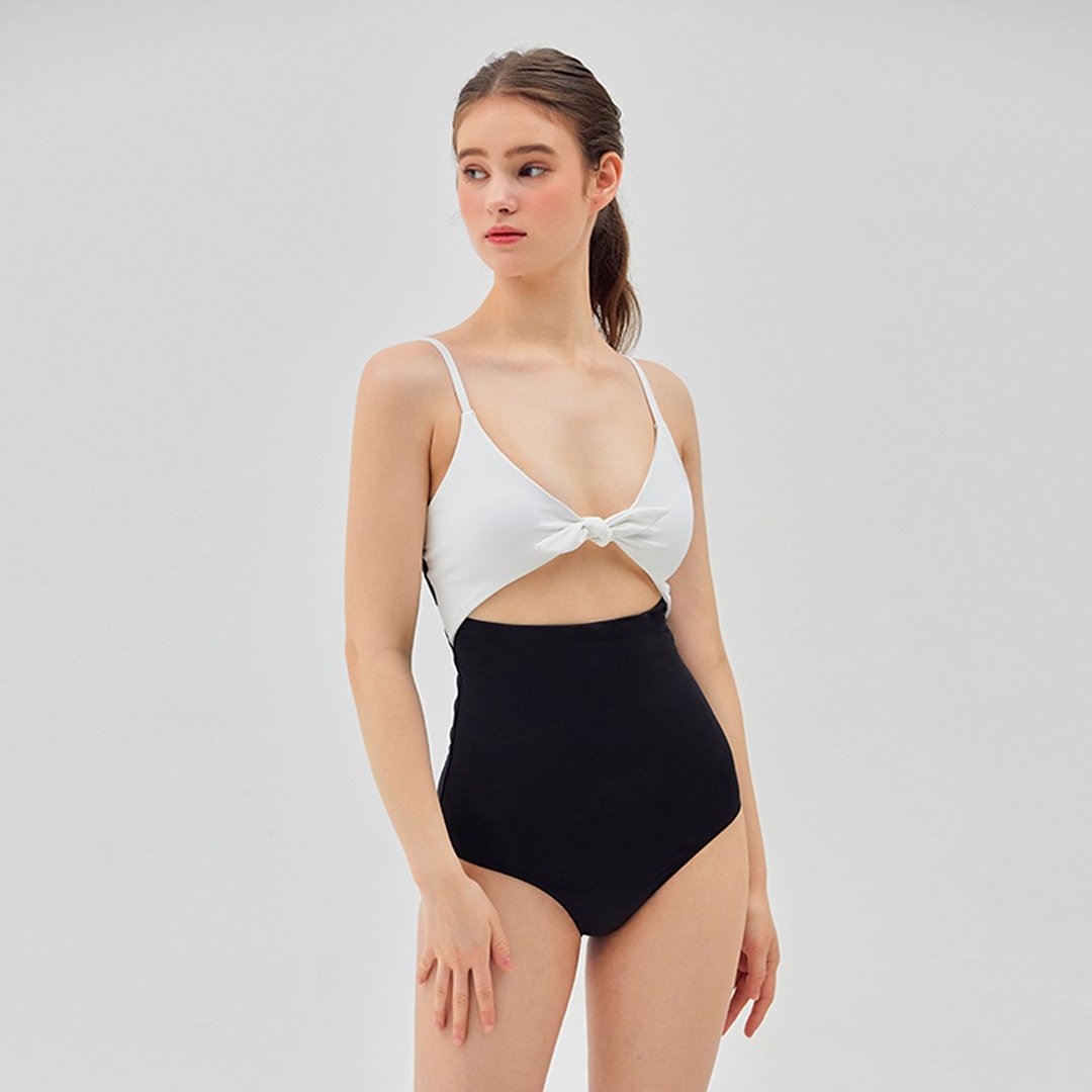 23 Daisy One Piece - Off White / Black - 女装泳衣/比基尼 - 其他材质 白色