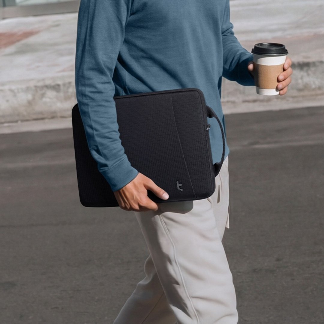Tomtoc 尊爵轻行 内袋 适用 13/14 MacBook Pro、MacBook Air - 电脑包 - 聚酯纤维 黑色