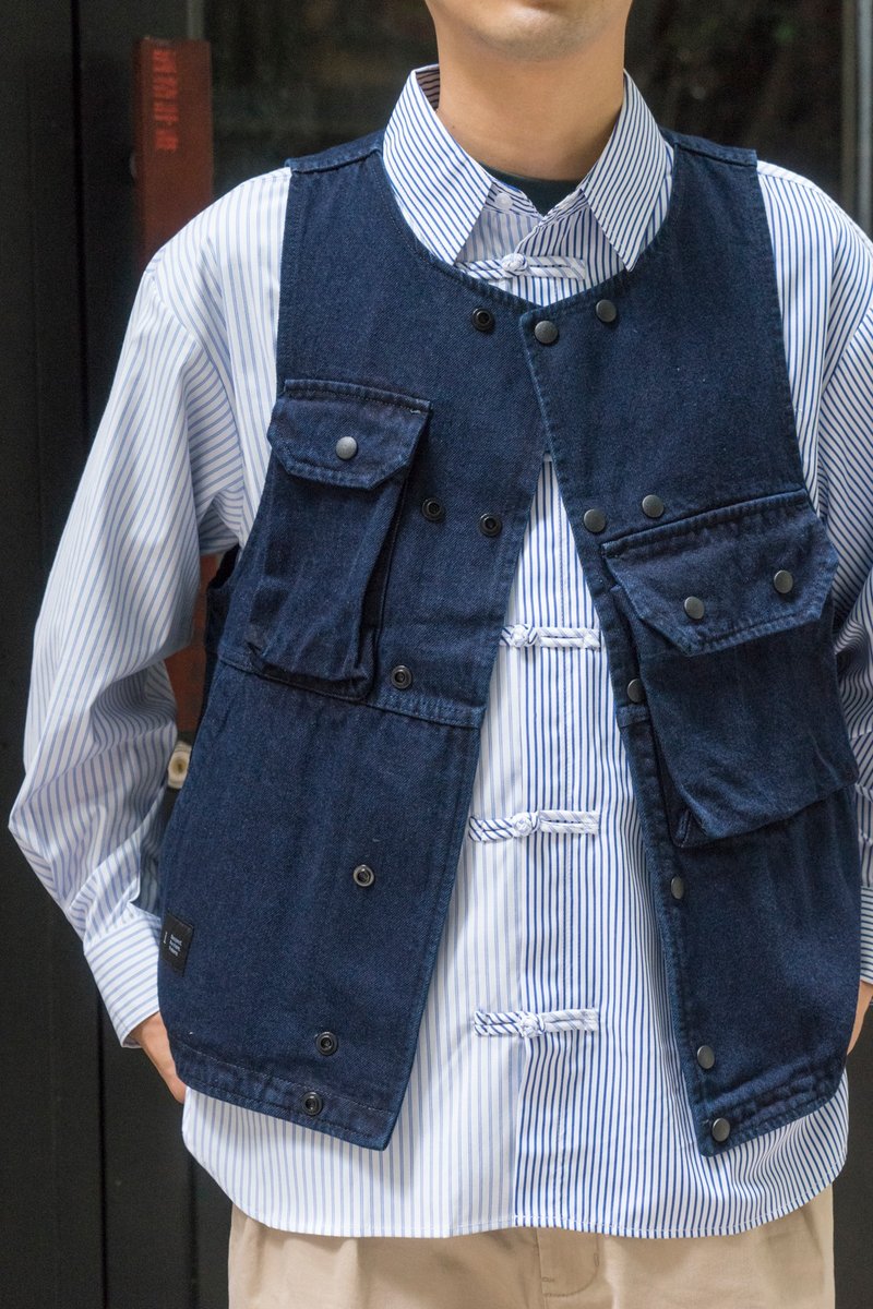 VEST 日系潮流單寧牛仔戶外多口袋馬甲 美式復古VINTAGE工裝背心 - 男装背心 - 棉．麻 蓝色