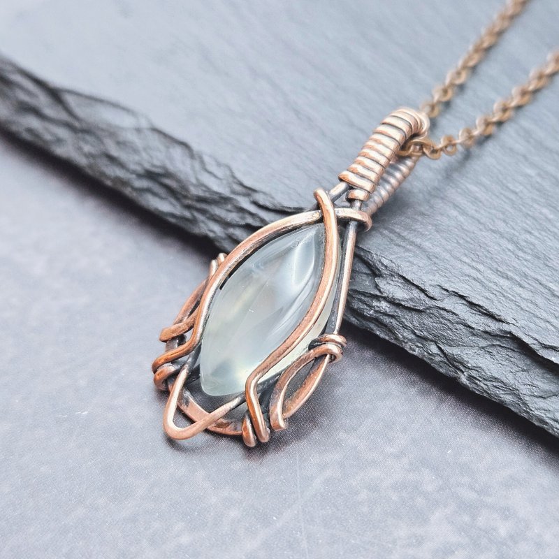 葡萄石 造旧铜线吊坠 金属绕线 - 项链 - 铜/黄铜 绿色