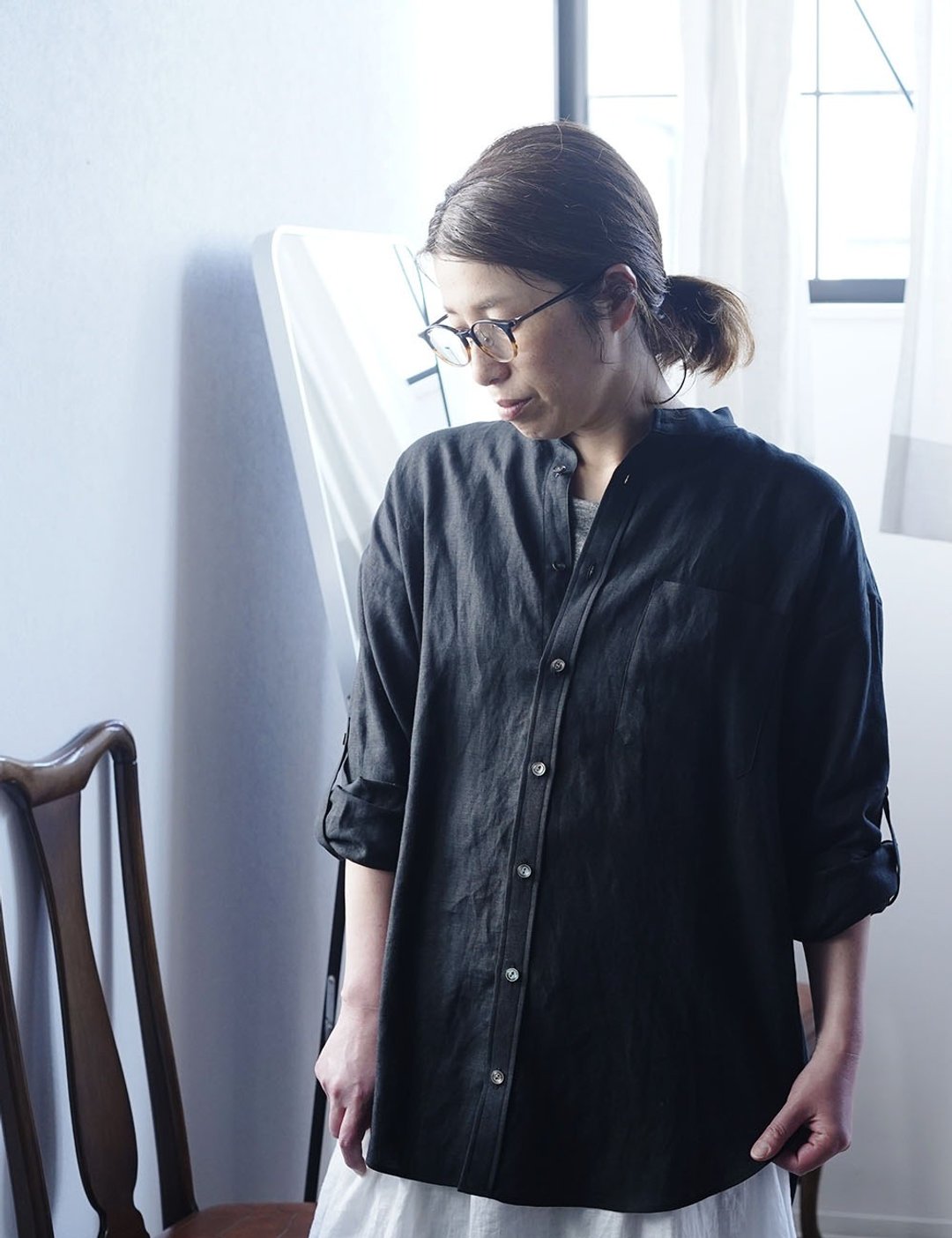 Linen Roll Up Shirt/Black t021f-bck1 - 女装衬衫 - 亚麻 黑色
