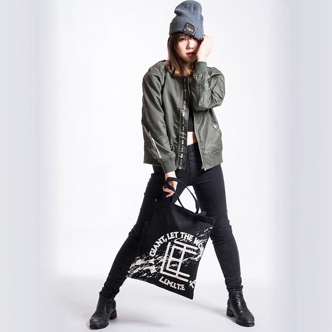 L.I.M.I.T.E - Tote Bag, 黑色 - 手提包/手提袋 - 棉．麻 黑色