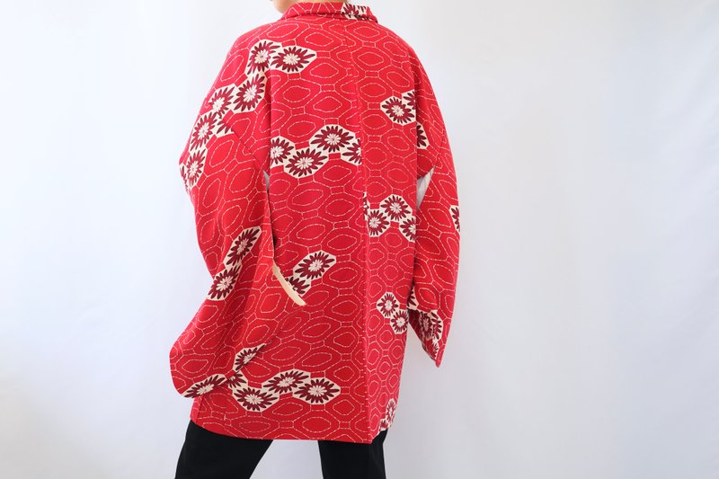 Japanese KIMONO, floral kimono, red haori, authentic kimono - 女装休闲/机能外套 - 丝．绢 红色