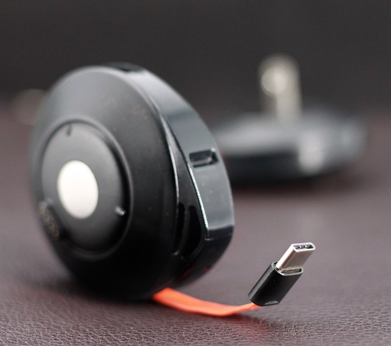 【MOGICS】MCM-Pro-C 完美智慧型充电收纳组(Type-C) - 充电宝/传输线 - 塑料 黑色