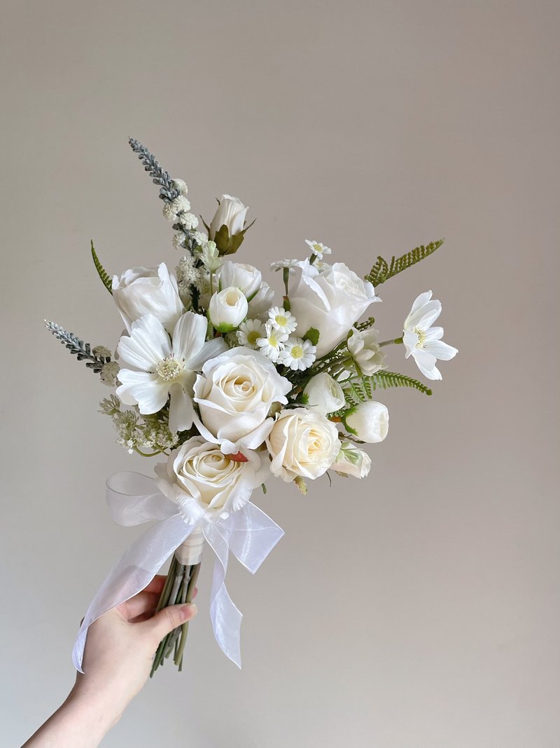 【人造花】白绿色玫瑰波斯菊人造花韩式捧花 - 其他 - 塑料 白色