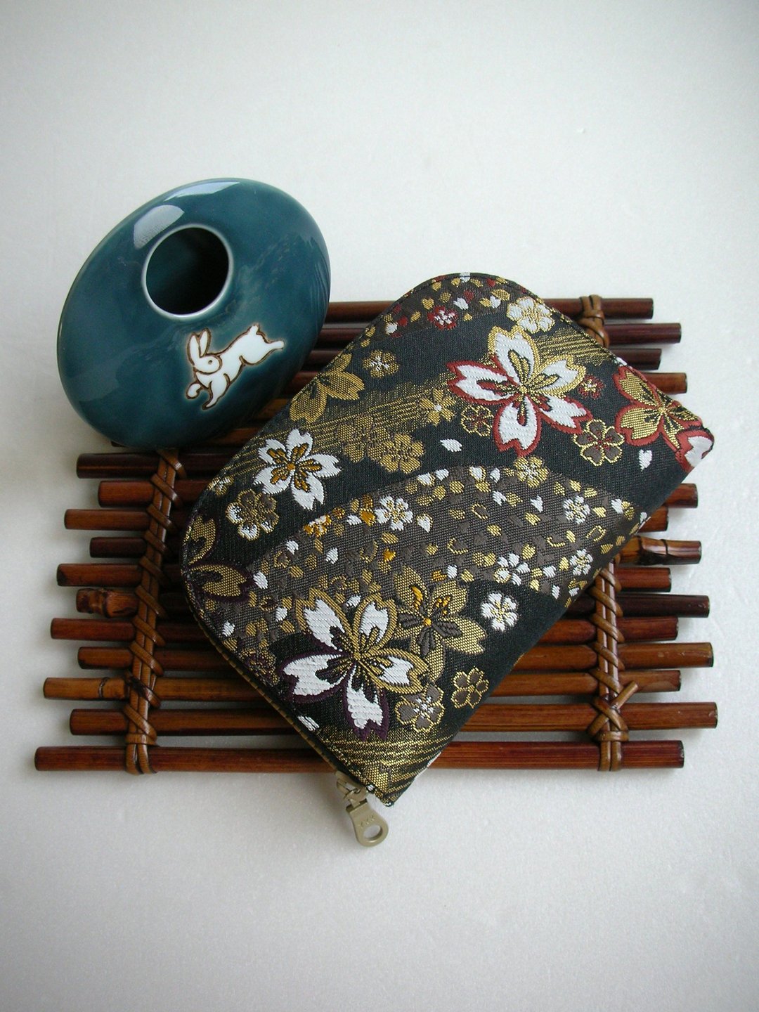 京西阵金襴锦织【华丽樱花散】-短夹/皮夹/零钱包/ - 皮夹/钱包 - 丝．绢 黑色