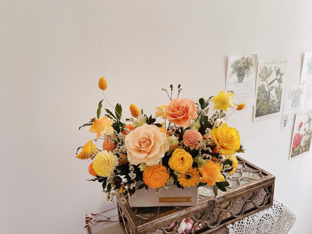 阳光夏日橙果色系 大盆花 永生花 入厝 开幕花礼 居家品味布置 - 干燥花/捧花 - 植物．花 黄色