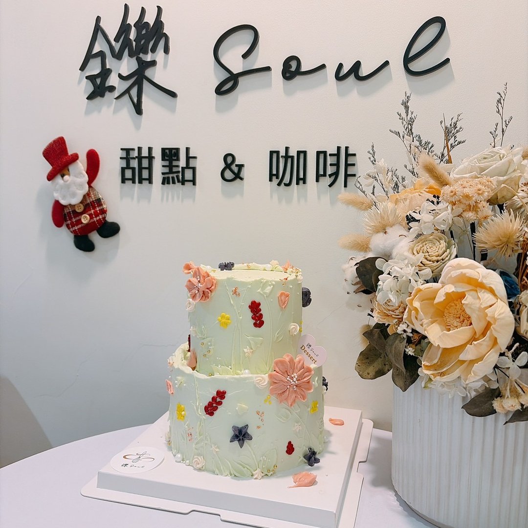 小花双层蛋糕 定制化蛋糕 生日 节日 庆生 结婚蛋糕 少女风 - 蛋糕/甜点 - 新鲜食材 