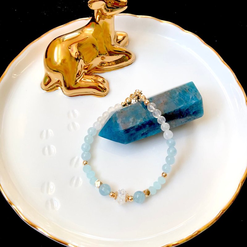 浅蓝星火—白水晶 海蓝宝 蓝尖晶 月亮石 14k金 天然水晶手链 - 手链/手环 - 半宝石 蓝色