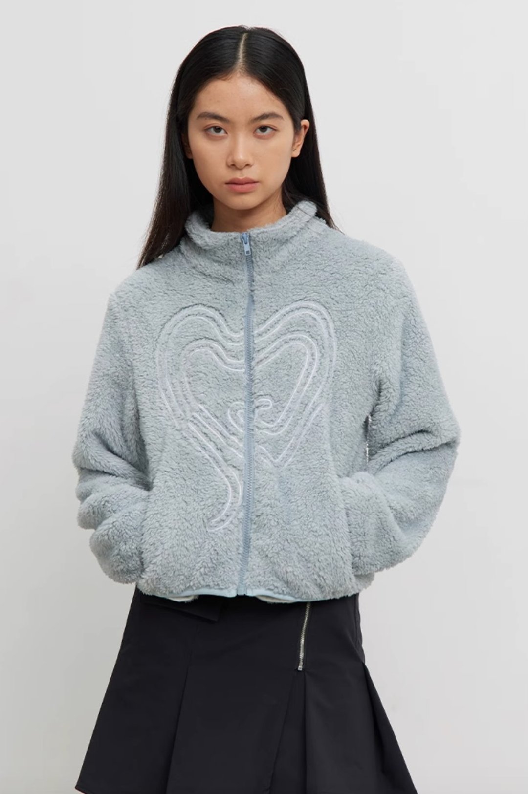 Love Strip Jacket 灯条爱心刺绣毛绒外套 - 女装上衣 - 其他材质 蓝色