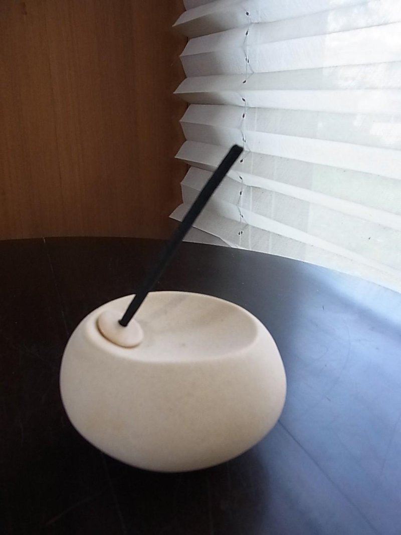 Incense holder (incense stand) massicot - 香薰/精油/线香 - 陶 橘色