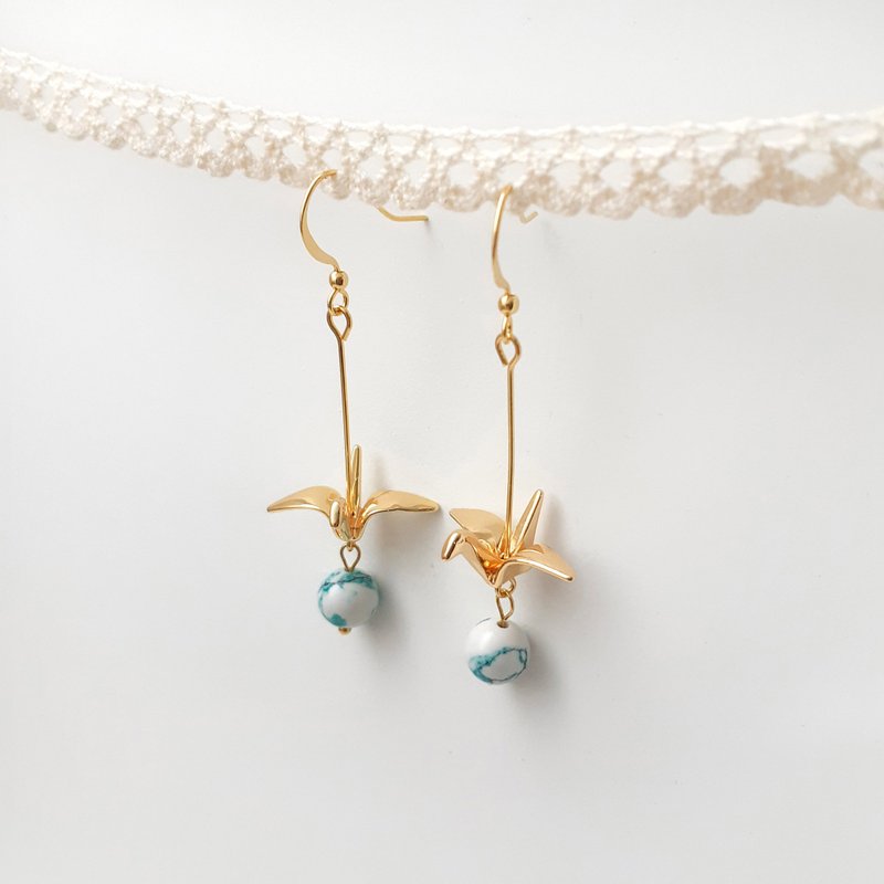 飞翔地球 金纸鹤 耳环 耳勾 (一对) - 耳环/耳夹 - 其他金属 金色