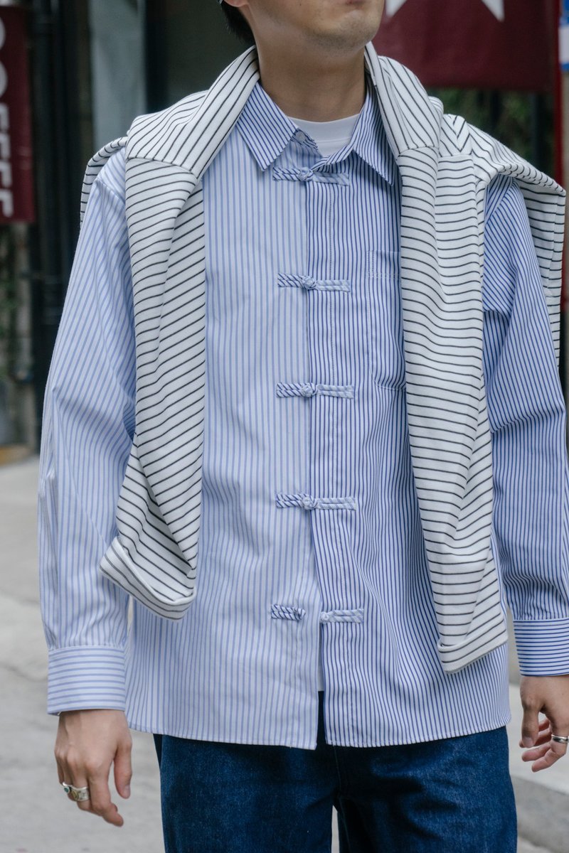 SHIRTS 新中式復古盤扣長袖襯衫 拼接條紋設計 寬鬆廓形 Cityboy - 男装衬衫 - 棉．麻 蓝色