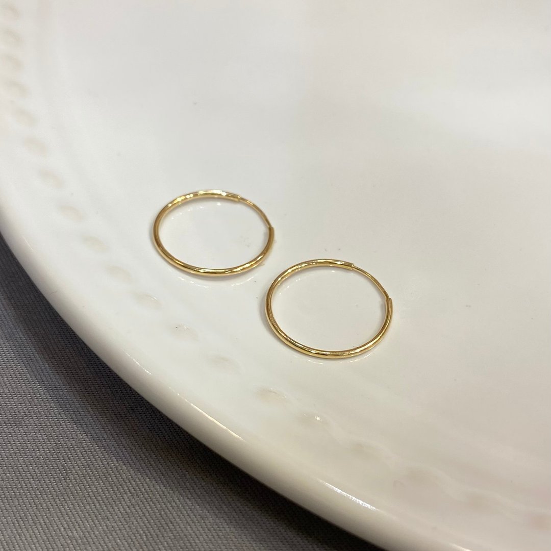 【K18 GOLD】18K金 15mm 圈形耳环 18KP8 【SOLID GOLD】 - 耳环/耳夹 - 其他金属 金色