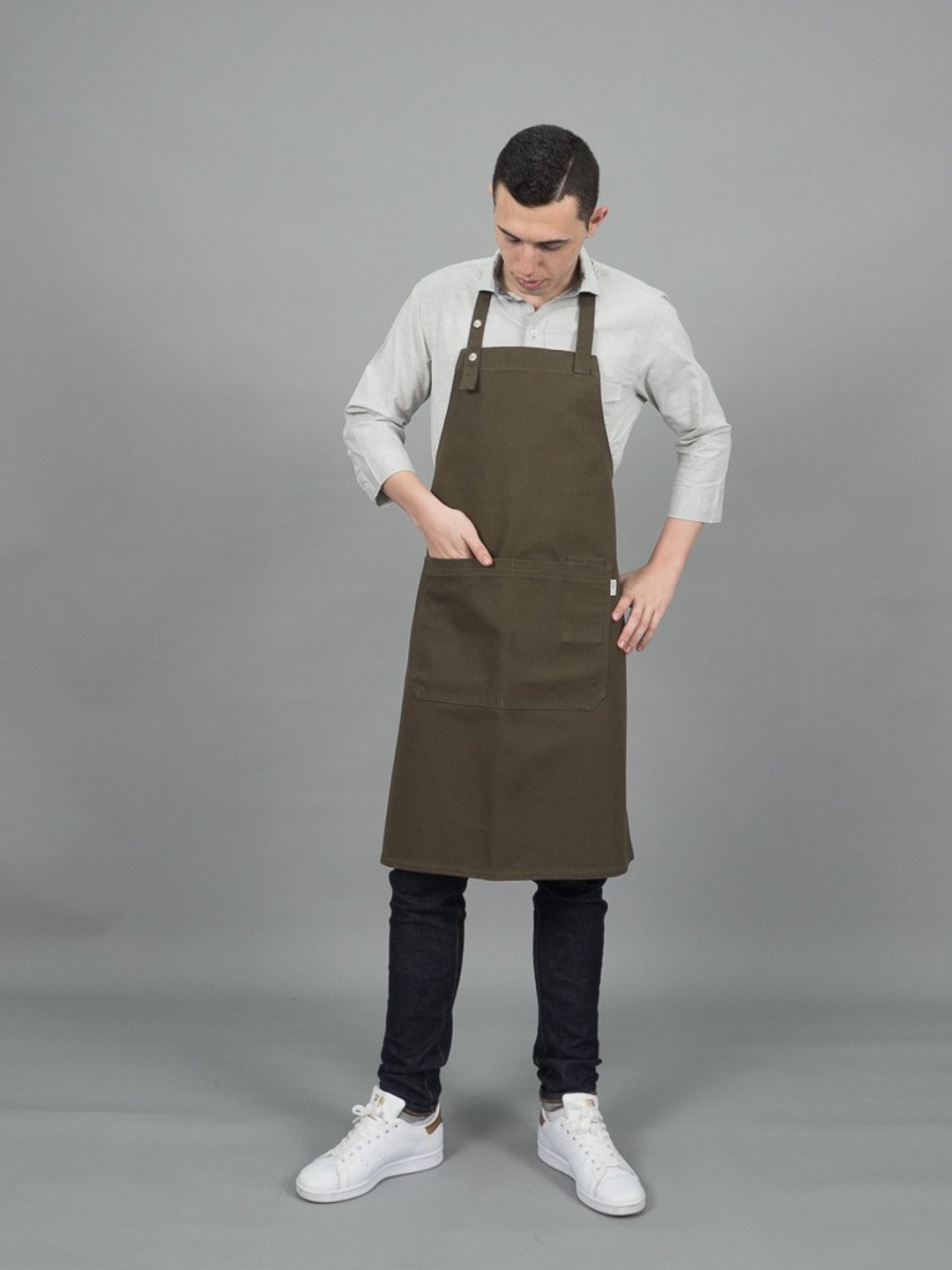 CLASSIC-ONE APRON (Black) 工作服 圍裙 - 围裙 - 棉 绿色