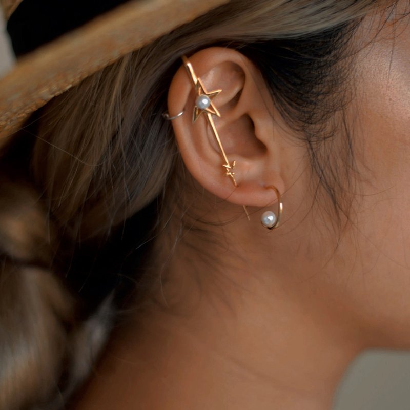 斜口小星耳针 925银厚镀18K金 Stella Pearl Earpin - 耳环/耳夹 - 纯银 金色