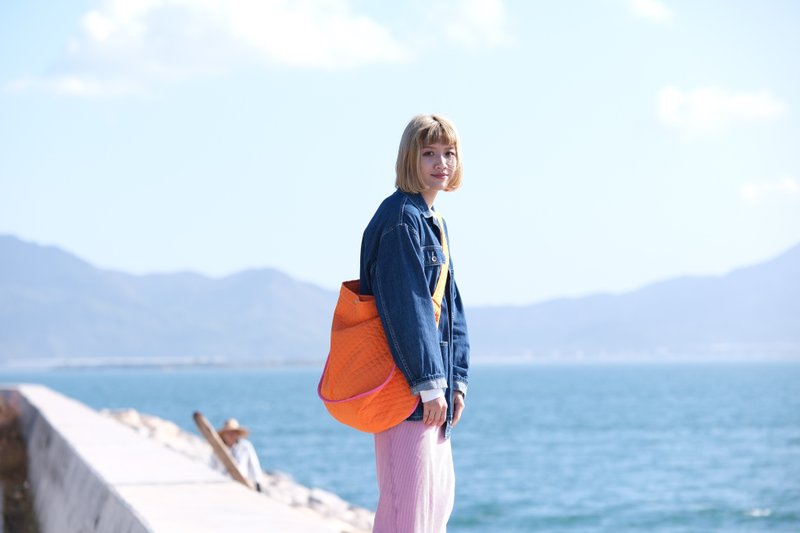 橙色夹棉斜孭袋 - 侧背包/斜挎包 - 棉．麻 