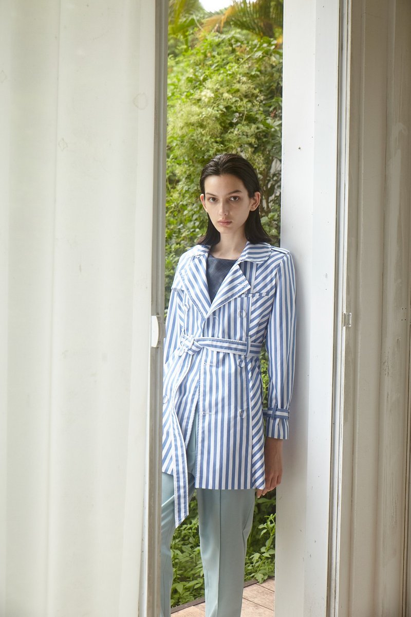 条纹风衣外套 - 女装休闲/机能外套 - 棉．麻 白色