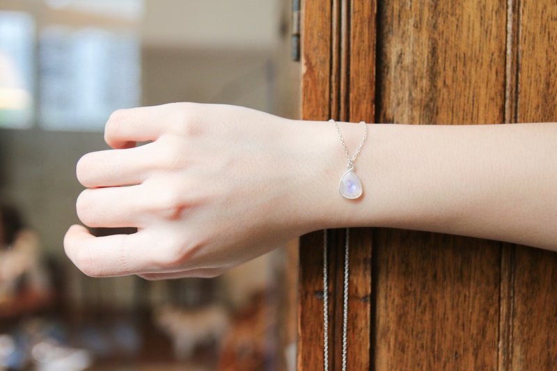 不规则纯银月光石项链 - 项链 - 宝石 银色