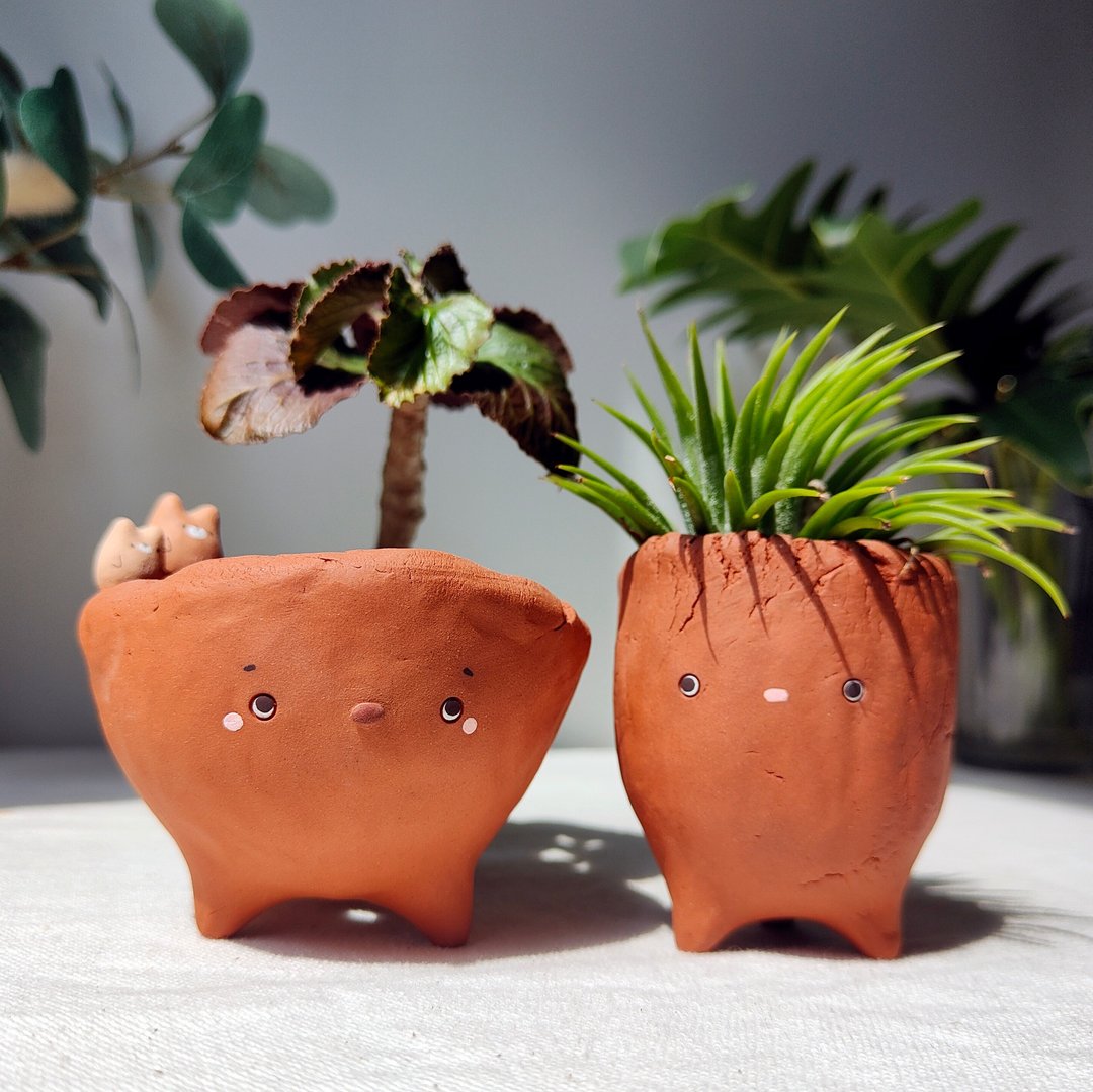 Set of 2 small planters, terracotta face pots. - 花瓶/陶器 - 陶 