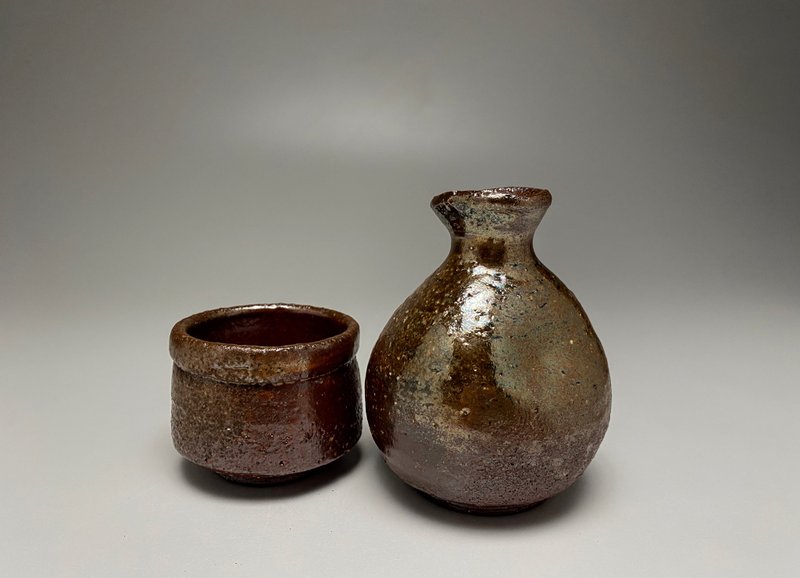 Sake set. - 花瓶/陶器 - 陶 