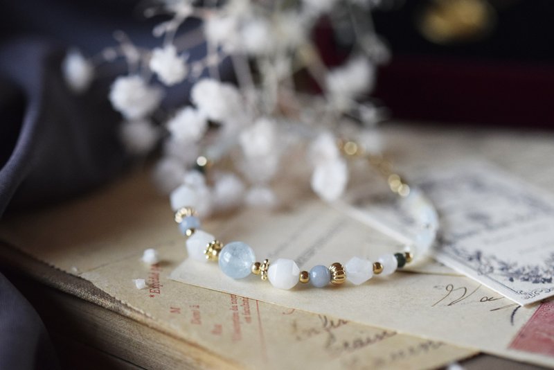 雪花冰。冰种海蓝宝 摩根石 天使石 月亮石14K包金 天然石手链 - 手链/手环 - 水晶 蓝色