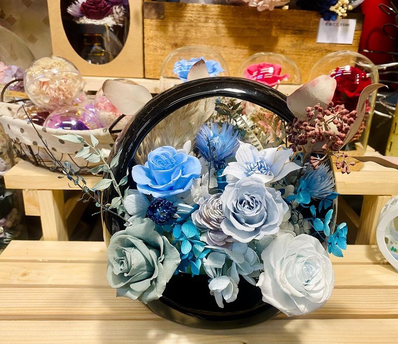 永生玫瑰开幕花礼-黑提篮 - 干燥花/捧花 - 陶 