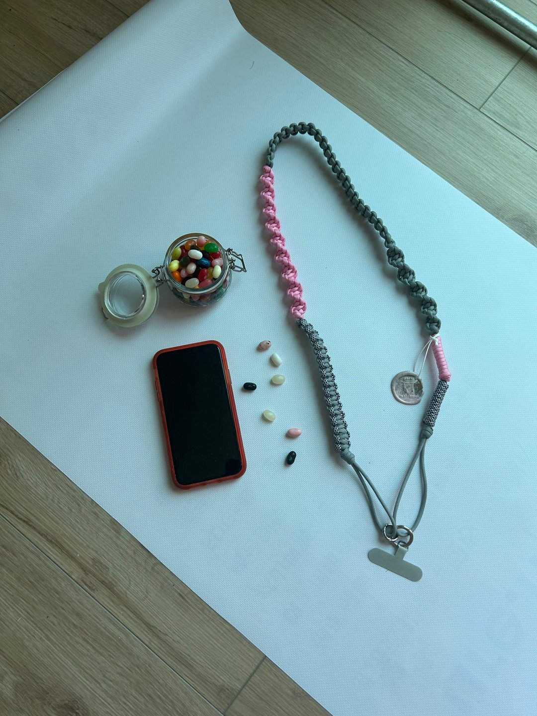 草莓跳跳糖伞绳手机背袋一可调节 - 挂绳/吊绳 - 其他人造纤维 