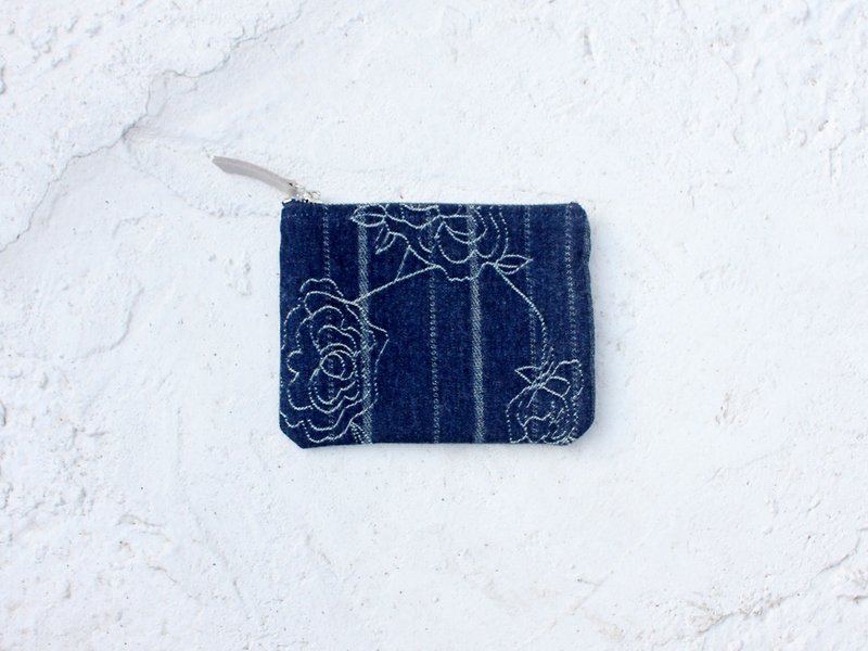 牛仔拼接零钱包 / 玫瑰 - 零钱包 - 棉．麻 蓝色