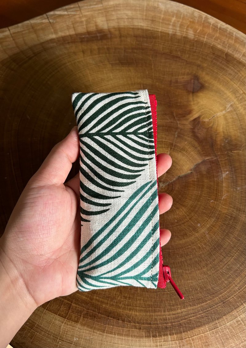 棕梠叶纯手工拉链袋 Weimom's 台湾制造手作 - 收纳用品 - 棉．麻 绿色