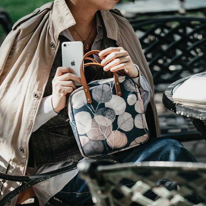 小方包 | 第二代 肩背 斜背 手提 - 侧背包/斜挎包 - 棉．麻 