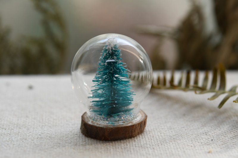 圆木灯泡_圣诞树·玻璃球摆饰 - 摆饰 - 玻璃 绿色