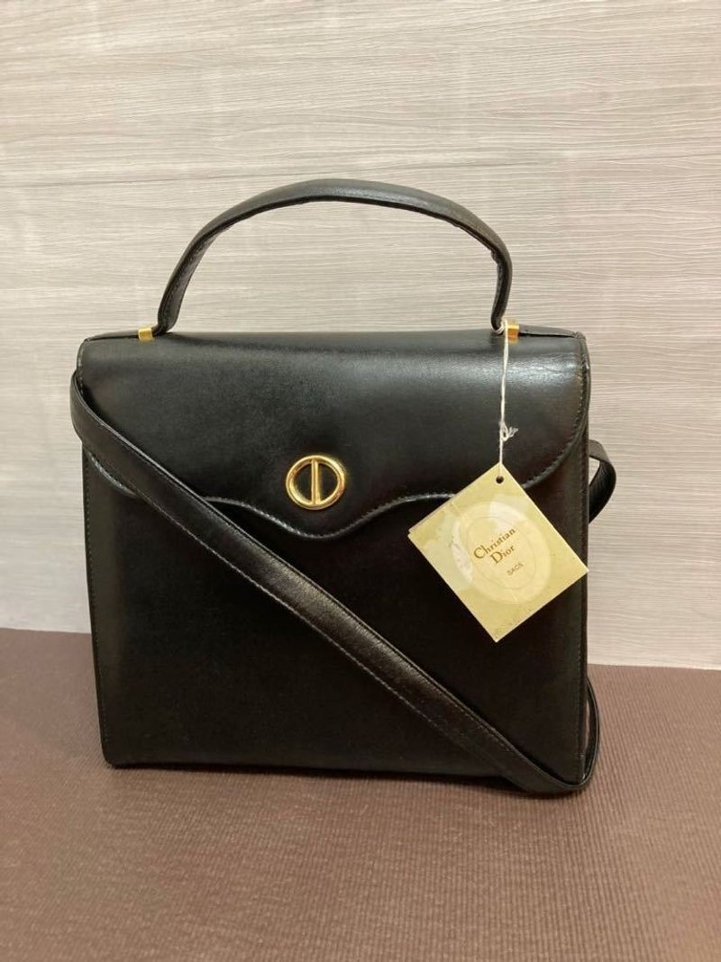 近新品•中古二手Dior黑色金扣凯莉皮革单肩侧背斜孭背小包手提袋 - 侧背包/斜挎包 - 真皮 黑色