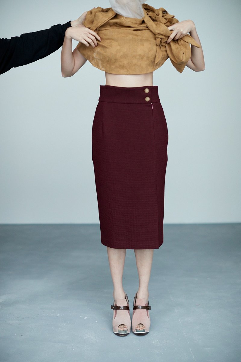 双钮扣隐拉窄裙 - 裙子 - 聚酯纤维 