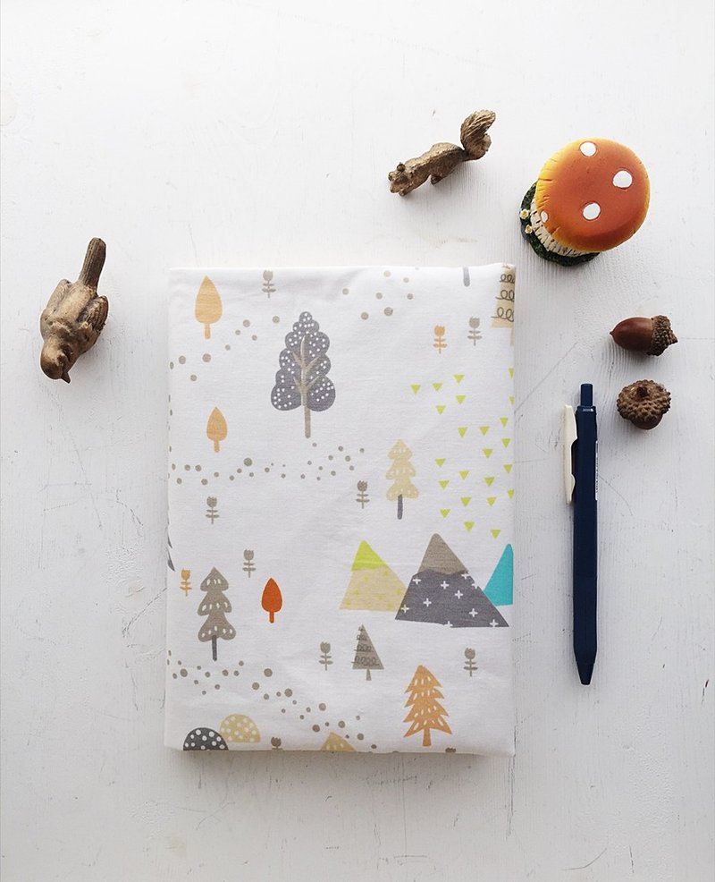 森林手工书衣/书套(笔记本/日记/手帐) - 书衣/书套 - 棉．麻 白色