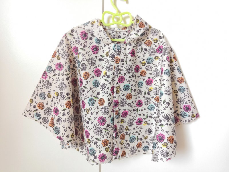 儿童斗篷雨衣 巫师帽订制款 涂鸦花朵 - 儿童雨衣/雨具 - 防水材质 多色