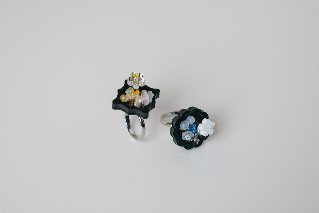21g的生日礼物 黑框戒指 共2色 【sep. beads x WU studio】 - 戒指 - 其他材质 黑色