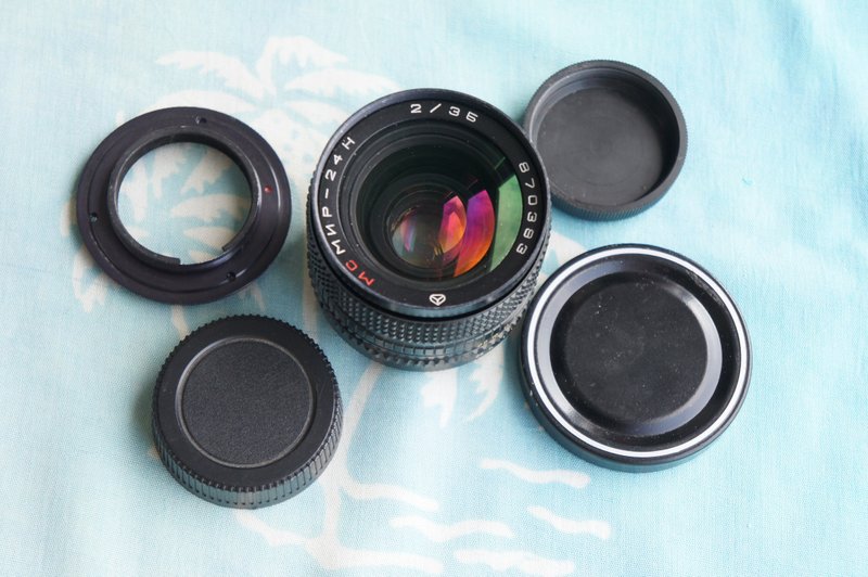 MC MIR-24N 35mm F/2 广角镜头（适用于Nikon F 接环） (AI 型) - 相机 - 其他材质 