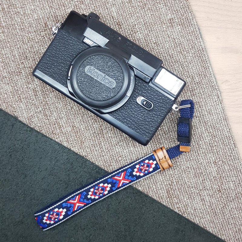 ///// 圣诞 X 礼物 /// 相机防摔腕带 相机绳 相机带 手腕带 手绳 吊饰 生日礼物 - 吊饰 - 其他人造纤维 蓝色