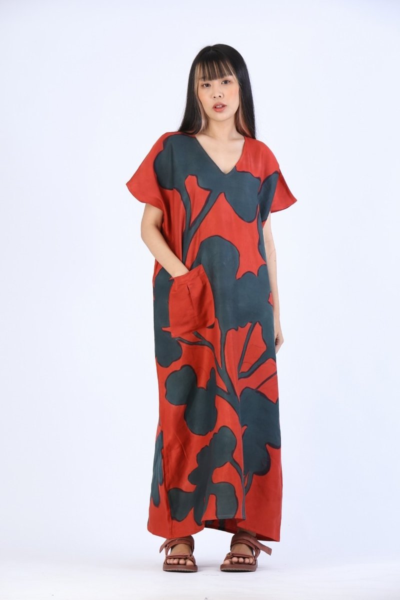 Kaftan Silk Linen V Neck Hand Paint Free Size - 洋装/连衣裙 - 棉．麻 红色