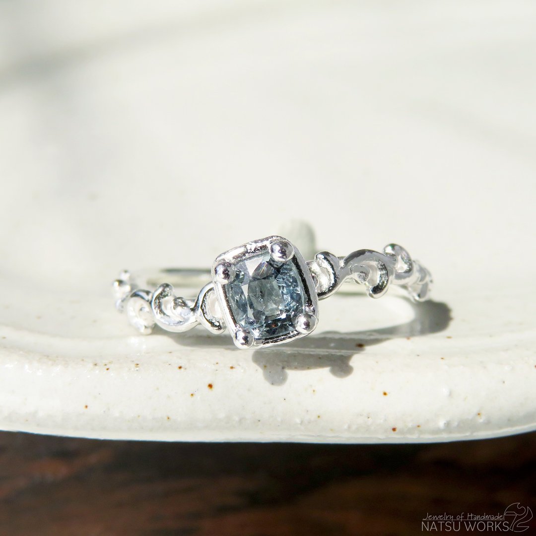 尖晶石 戒指 / Blue Spinel Botanical Ring 〜 - 戒指 - 宝石 蓝色